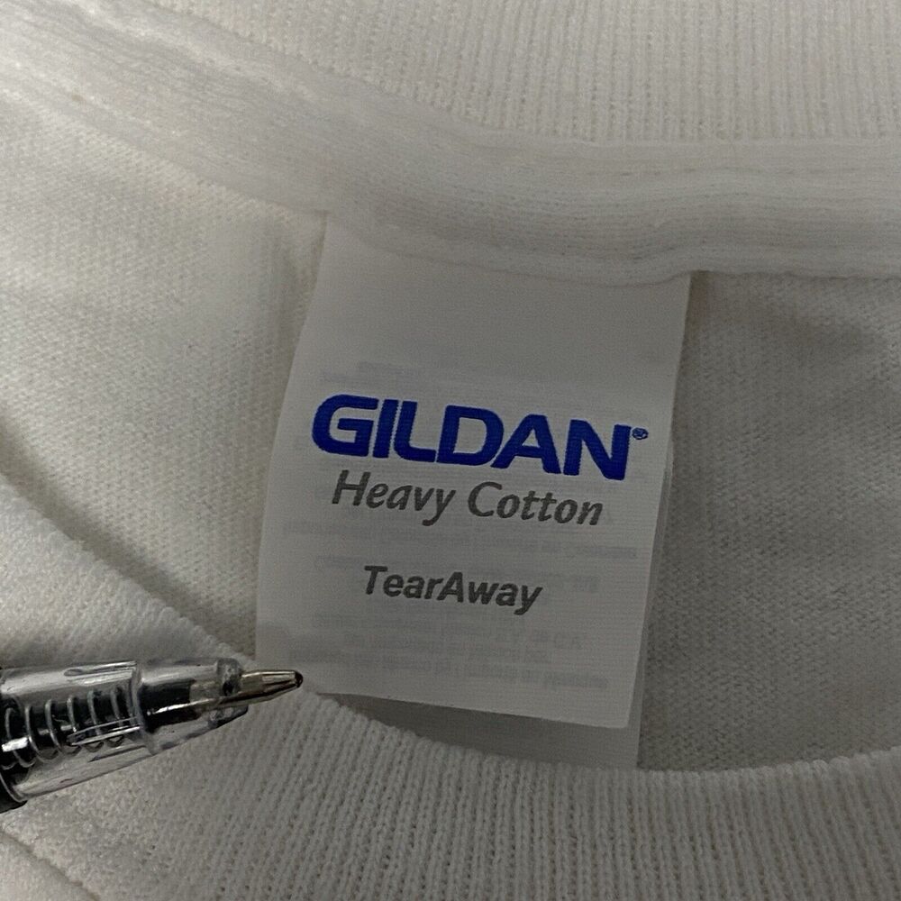 Gildan Heavy Cotton T-shirt ( Chinese Loved Trump ) Size M - Picture 3 of 3